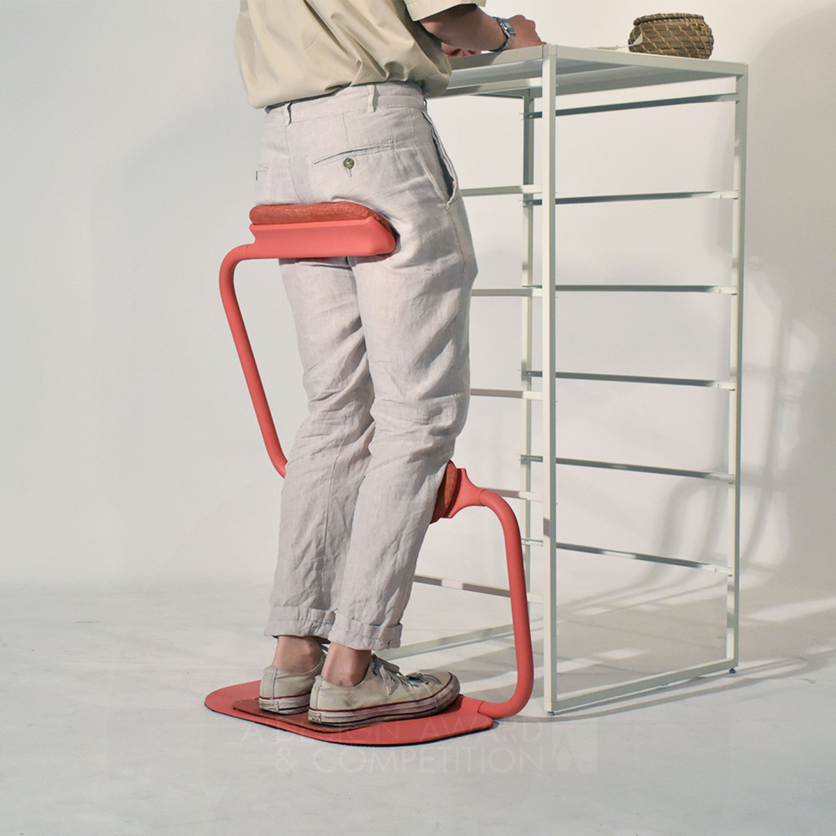 Standly Bao Folding Chair by Ming Hsiu Lee