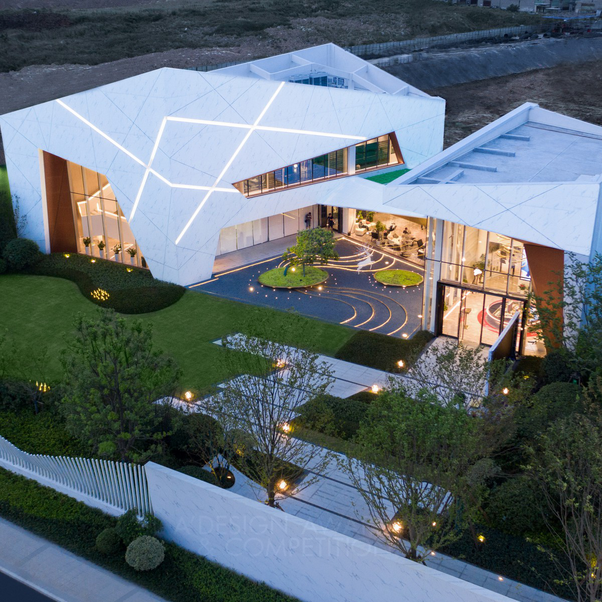 Artbell's Innovative Cloud Building: A Blend of Modernity and Nature