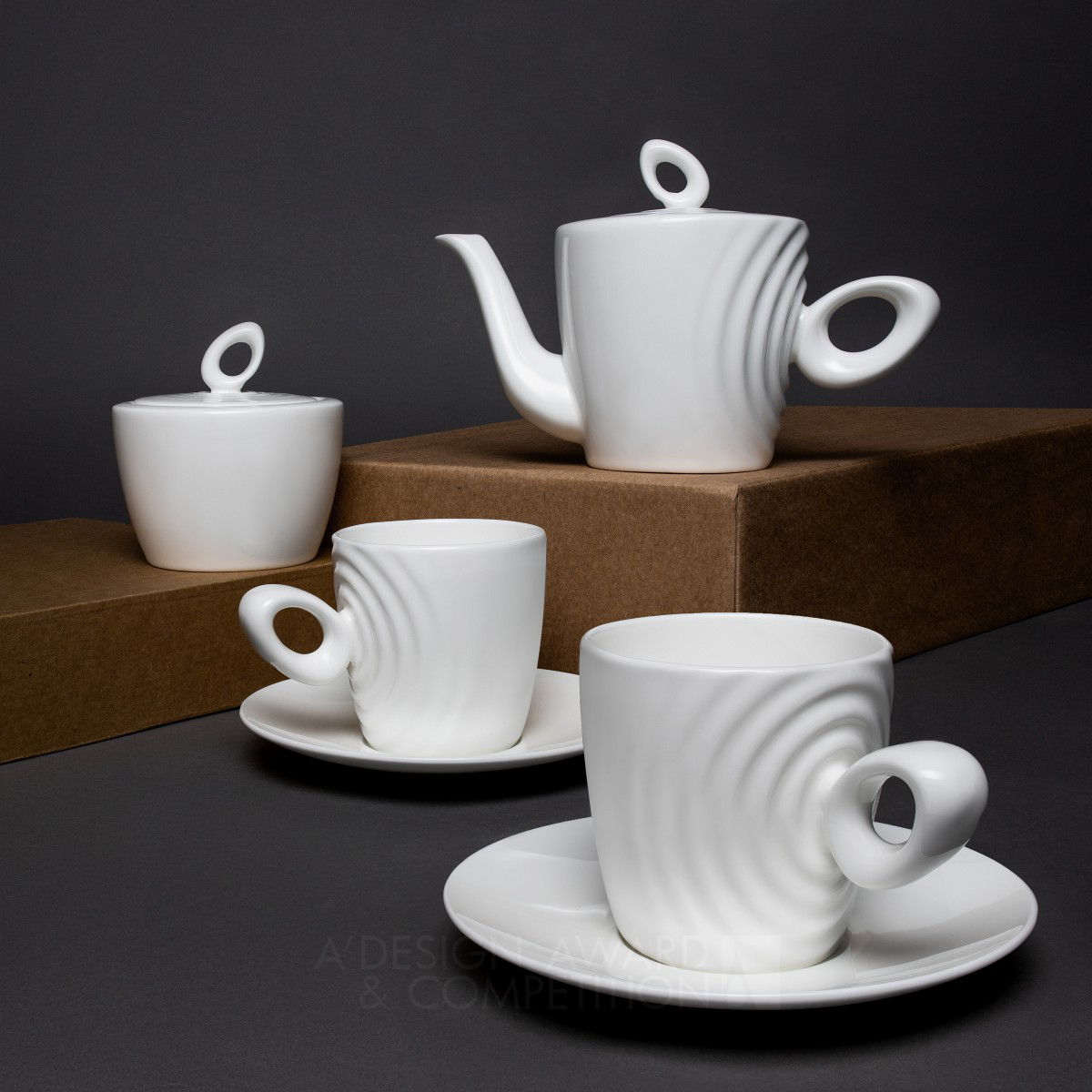 Attimo: A Tea Set That Captures the Essence of Time