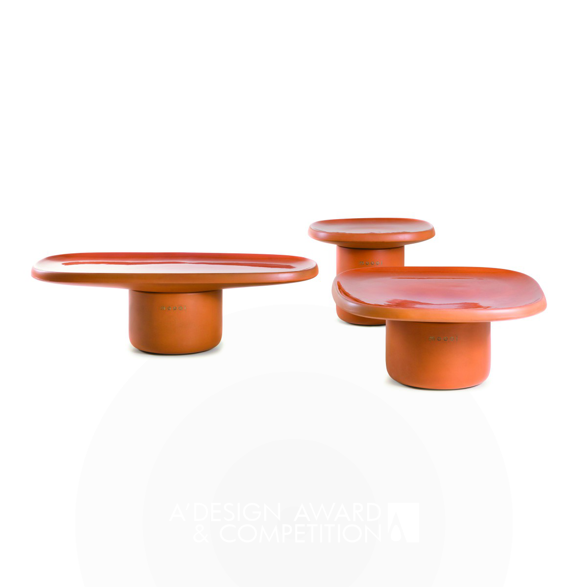 Obon: Tavoli in Ceramica Ispirati alla Terracotta