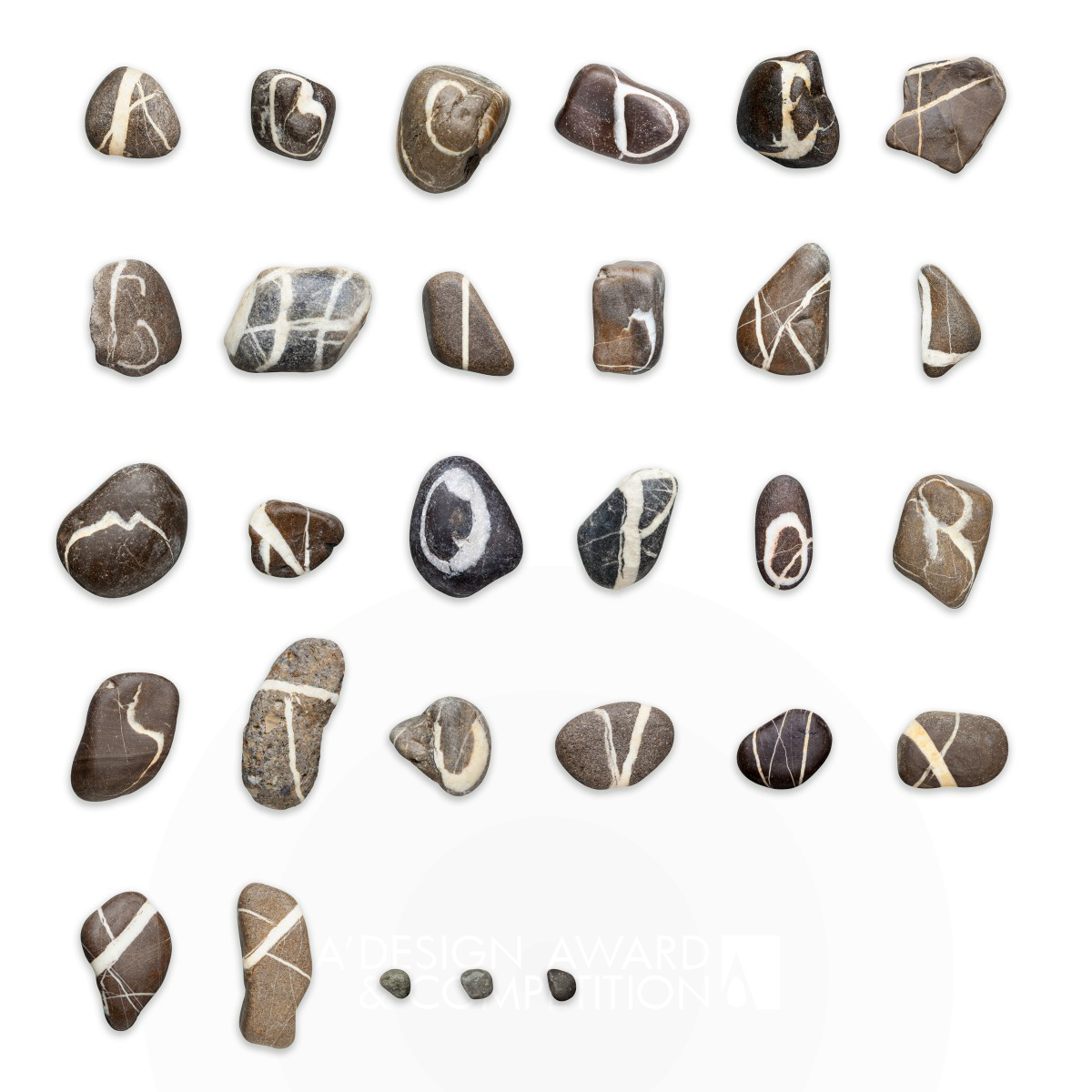 O Alfabeto de Pedra: Uma Obra de Arte que Comunica com a Natureza