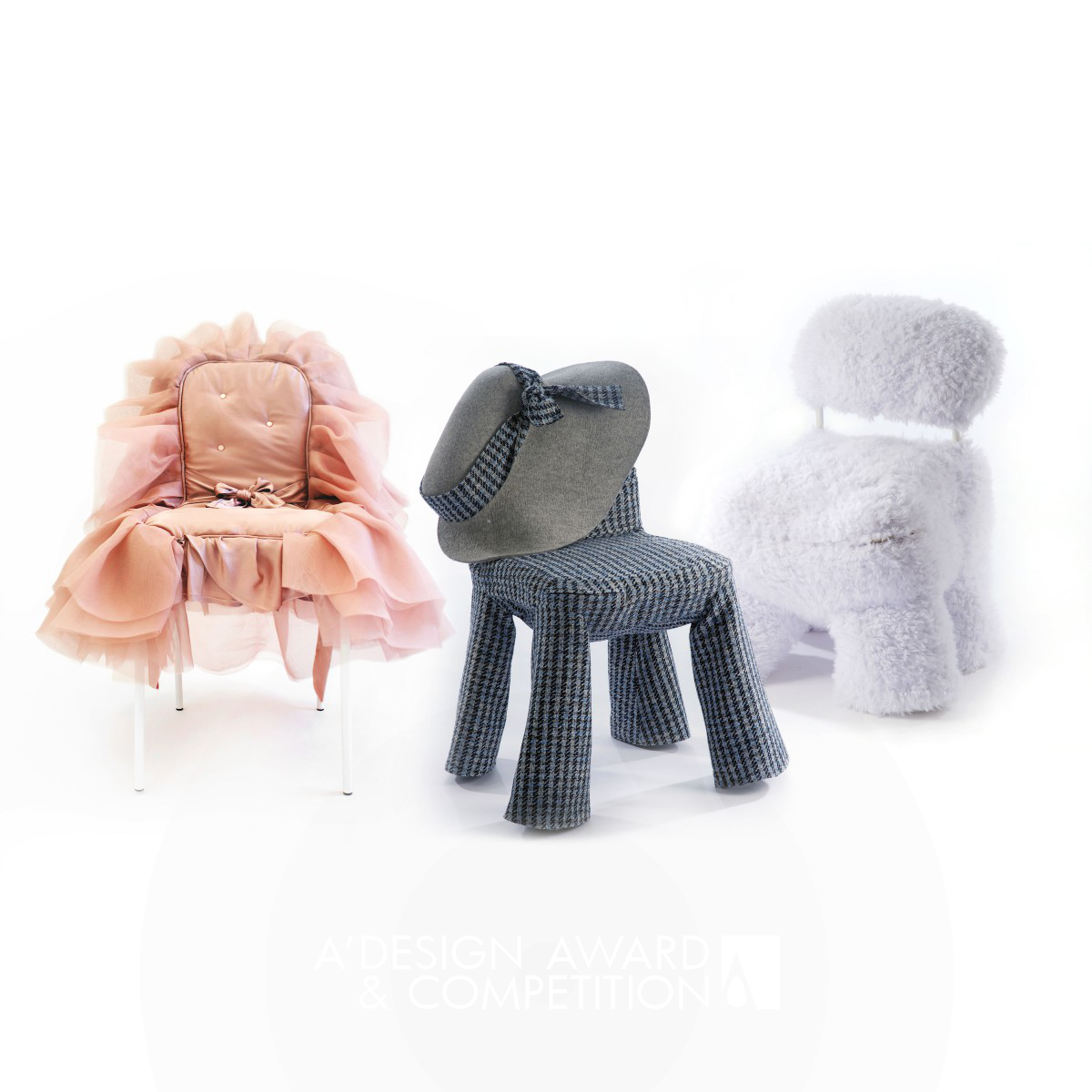 Dress Your Chair: A Moda Encontra o Design de Móveis