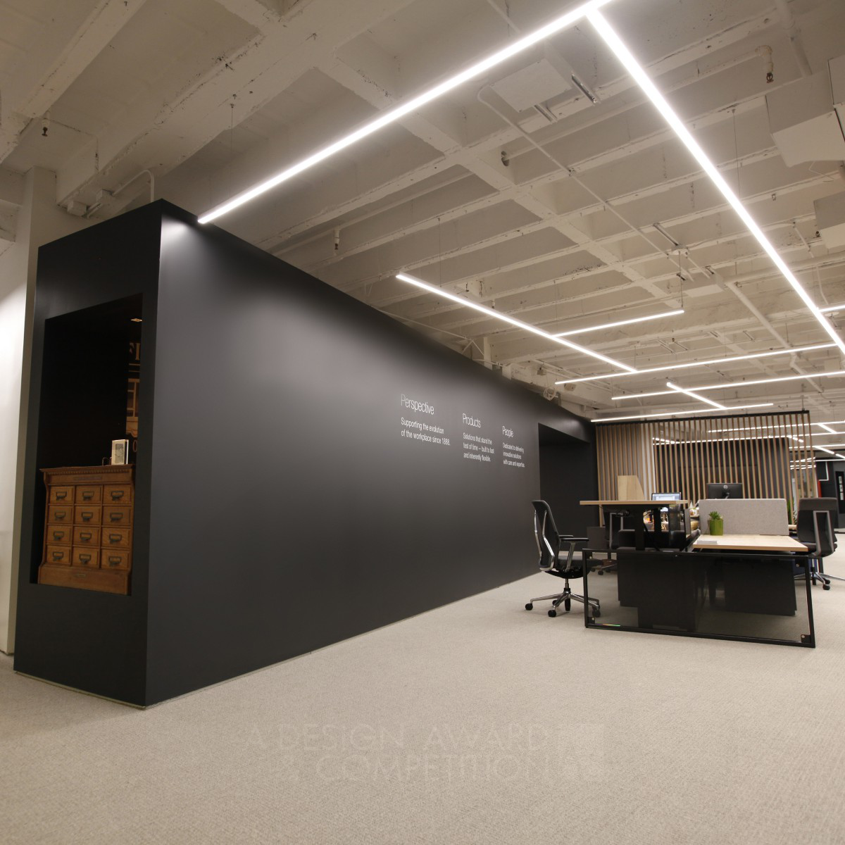 Ultramodern Linear Showroom <b>Architecture Lighting