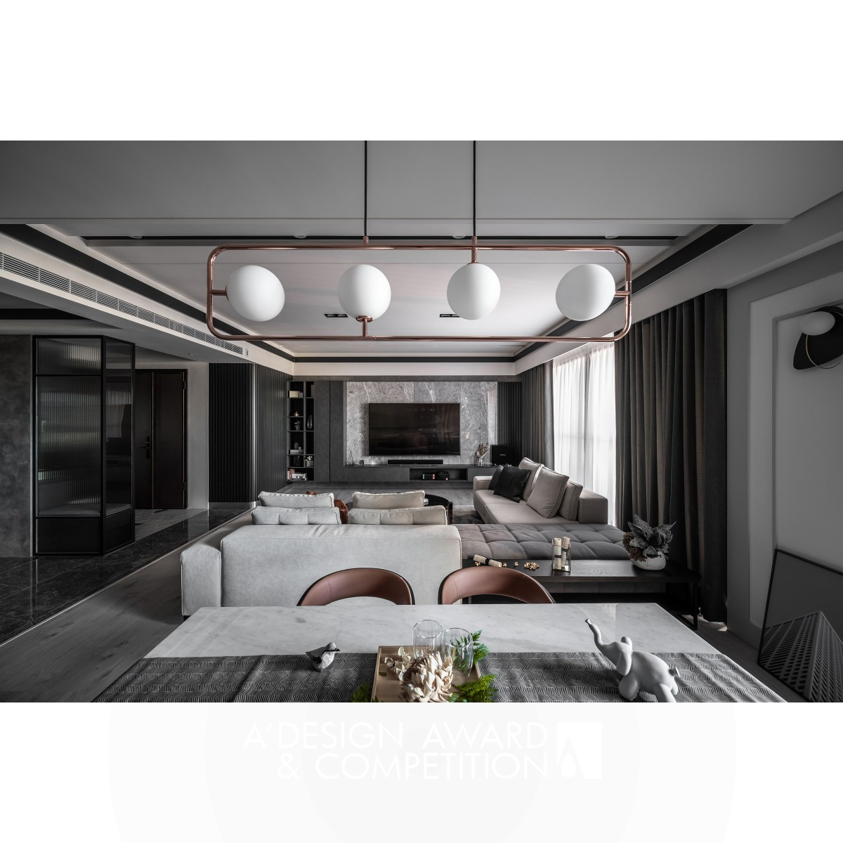 Bronze Winner. Glimmering Figure by Ching Lin Yu