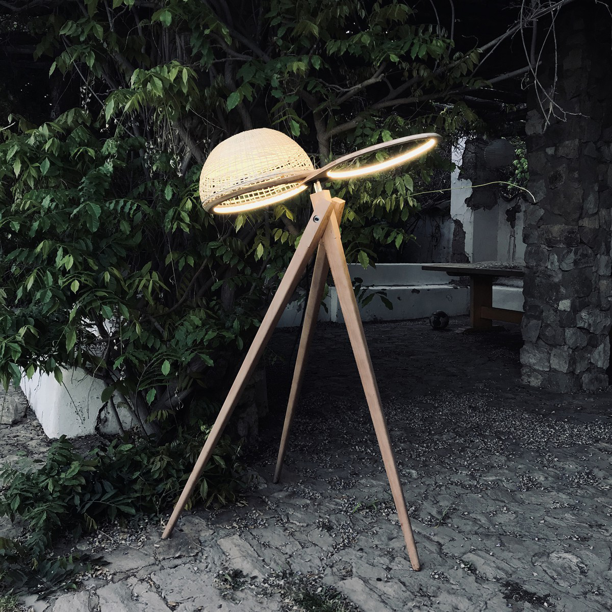 Orbita Lamp by Andres Luer Solorza