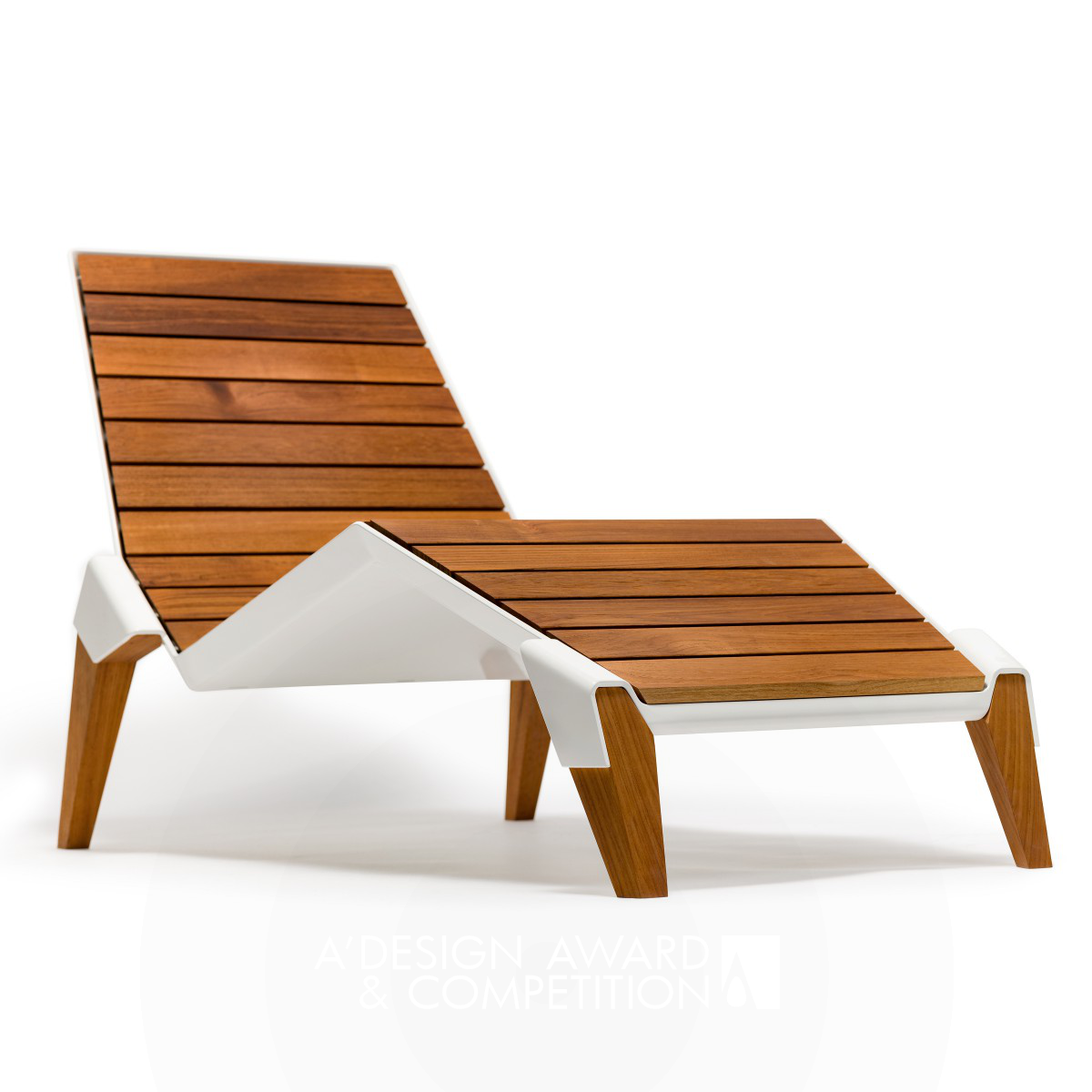 Arms Outdoor Longue Chair by Cameron Smith