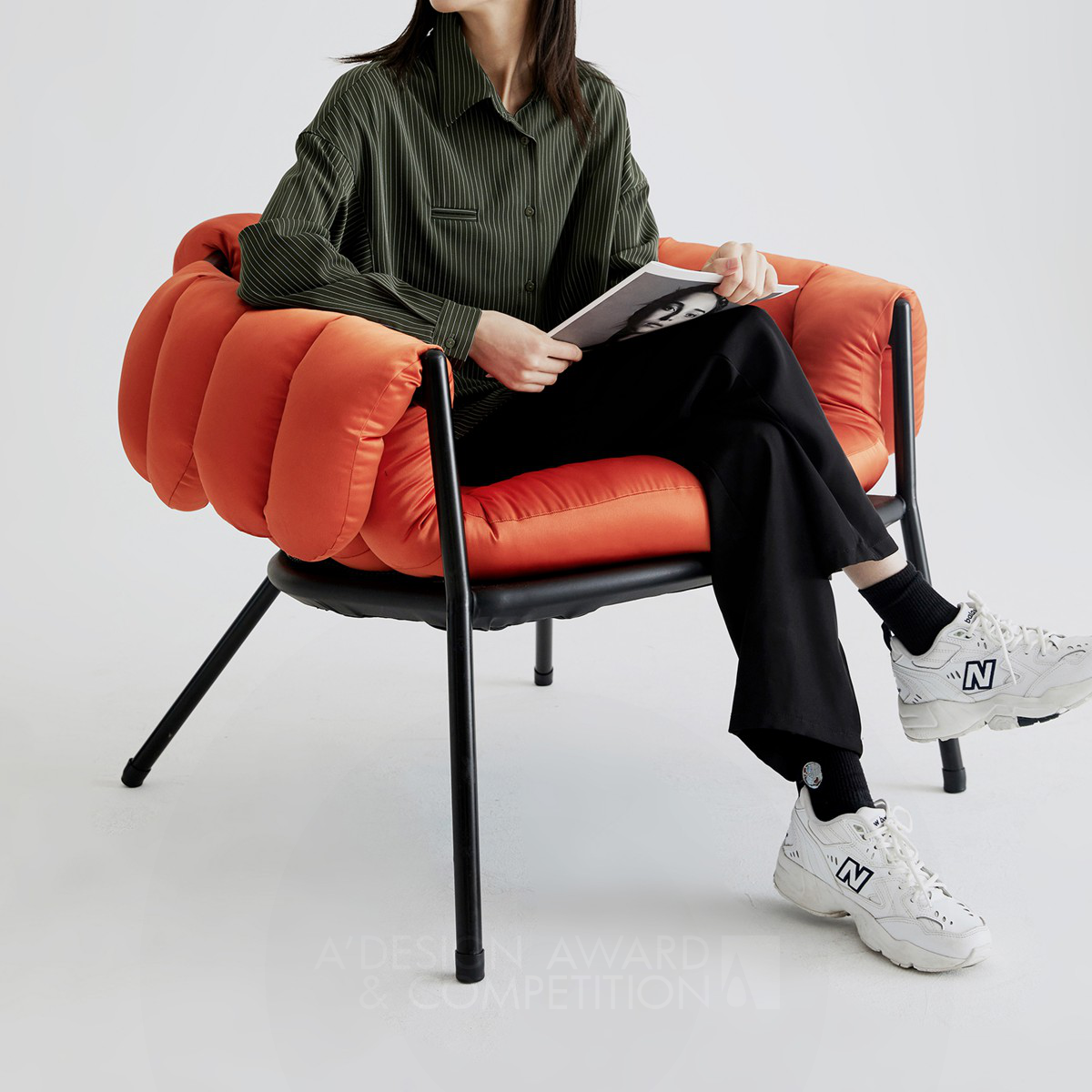 Wearing Chair: A Changeable Chair for Every Season