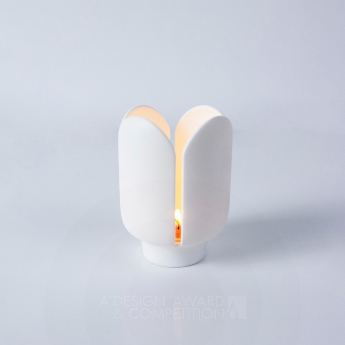 Peiyao Cheng's Tulip Candlestick Design