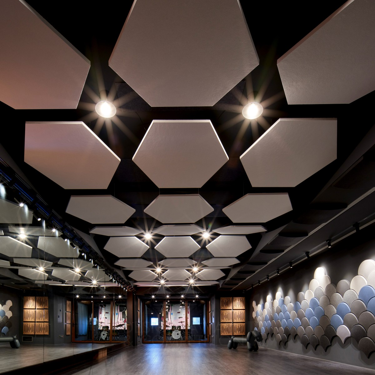 Bronze Winner. Nine Tai Studio by Hiyori Design Creative Group