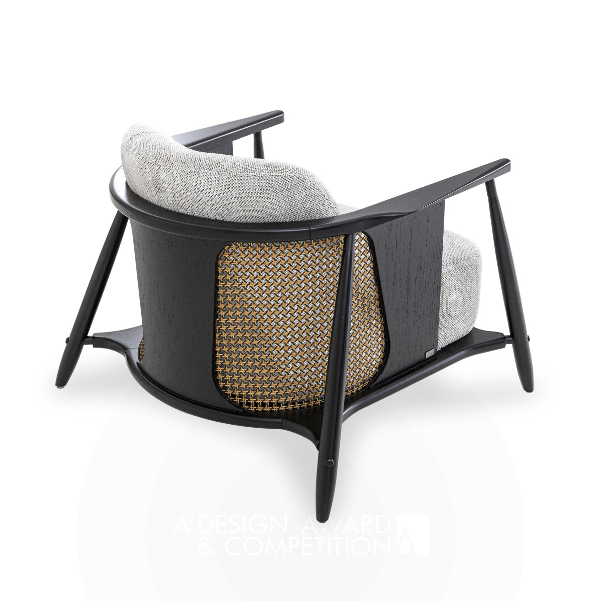 Лагуна: Уникальное сочетание материалов в дизайне кресла