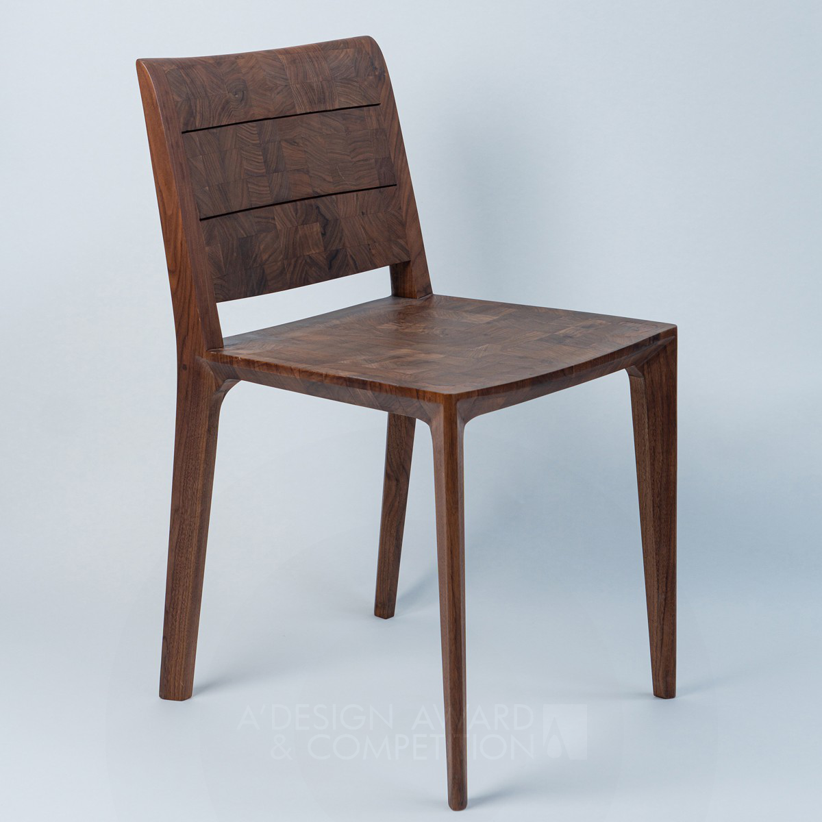 Huile Yi&#039;s Promotion Chair: A Unique End Grain Inspired Dining Chair