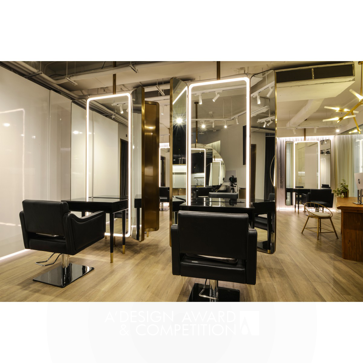 Salon Trinity: Een Luxueuze Spa-ervaring voor Haarverzorging