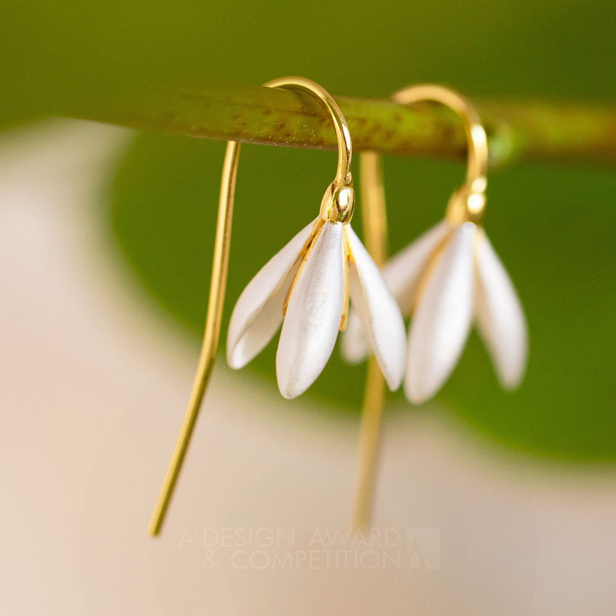 Adelina Brask wins Iron at the prestigious A' Jewelry Design Award with Snowdrops Earrings.