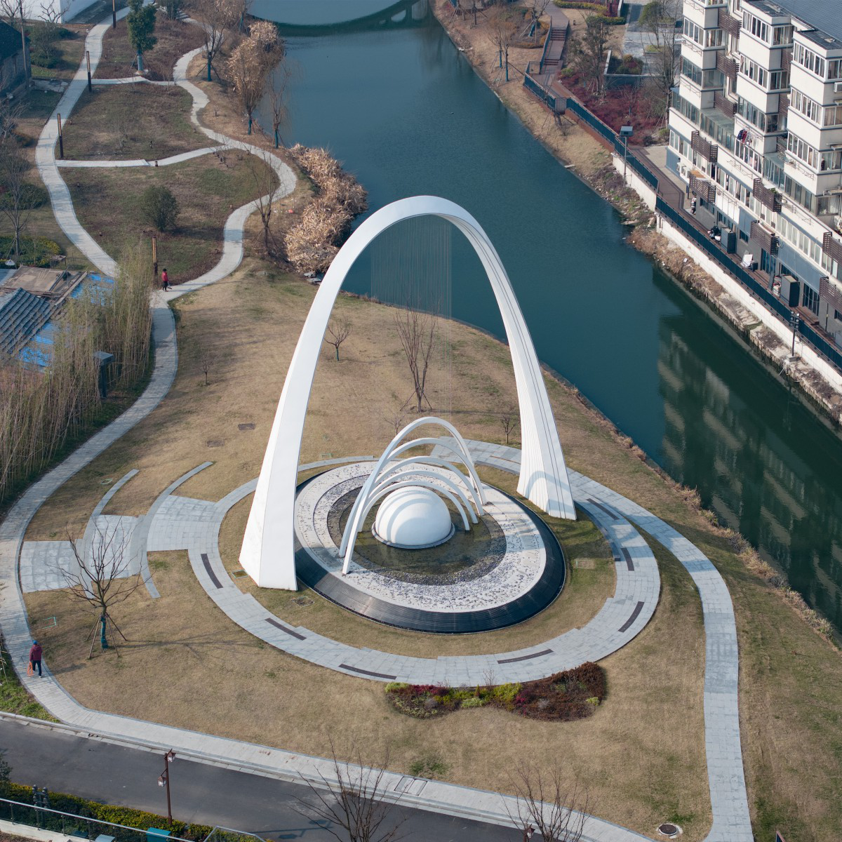 Yin Xiaofeng, Luo Wei wins Silver at the prestigious A' Landscape Planning and Garden Design Award with Skybow New Cultural Landmark.