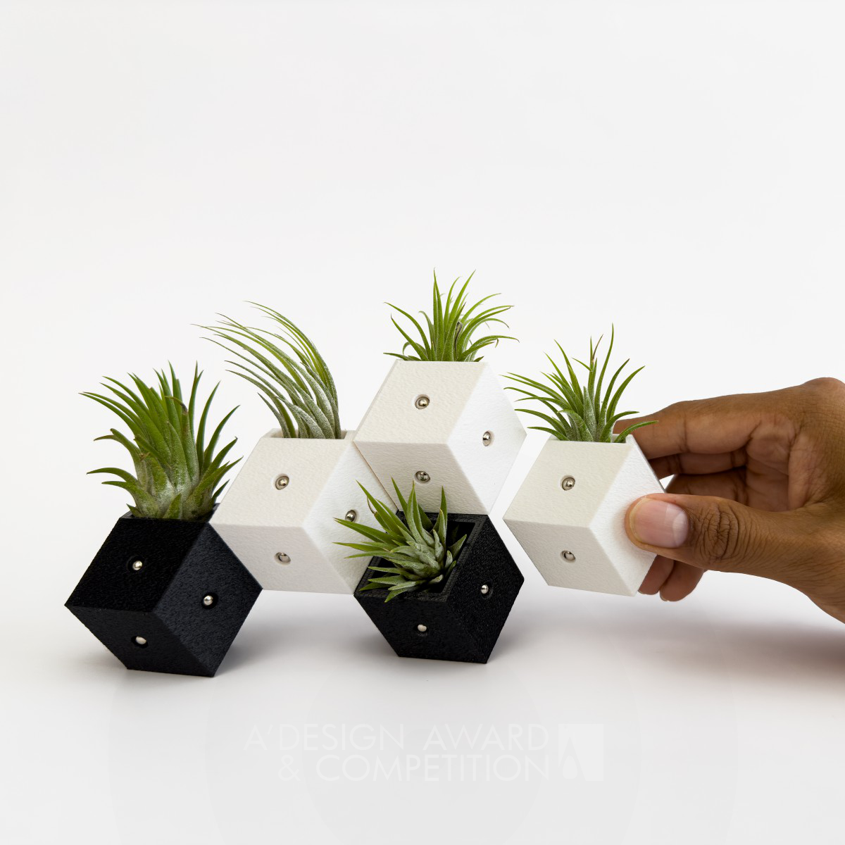 Xavier Zhagui wins Iron at the prestigious A' 3D Printed Forms and Products Design Award with Plan Ta Modular Vase .