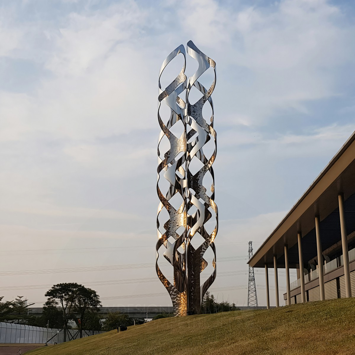 KUO-HSIANG KUO wins Golden at the prestigious A' Fine Arts and Art Installation Design Award with Infinite Bloom Public Art.