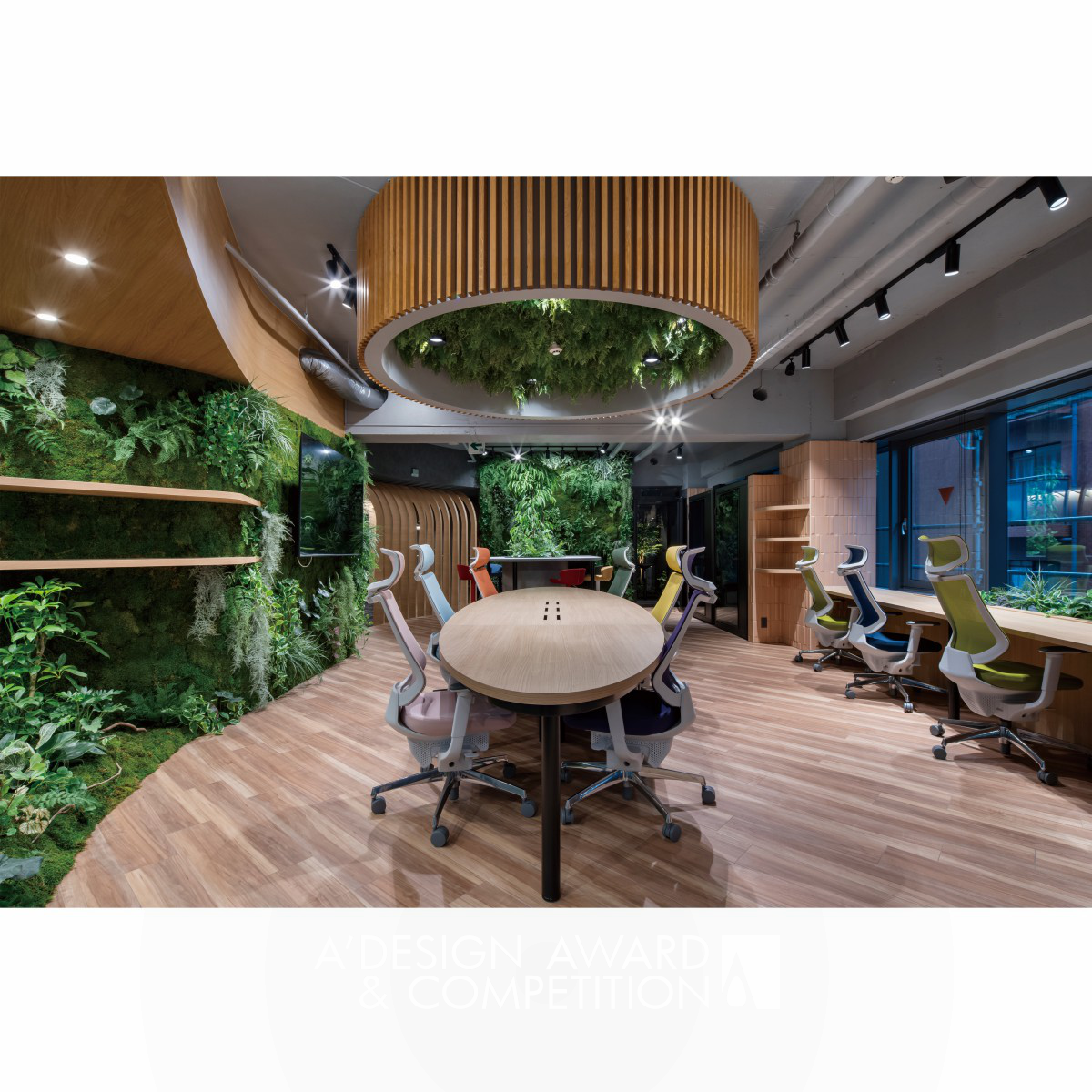 Eiju Office: A Harmonious Blend of Nature and Nautical Elegance