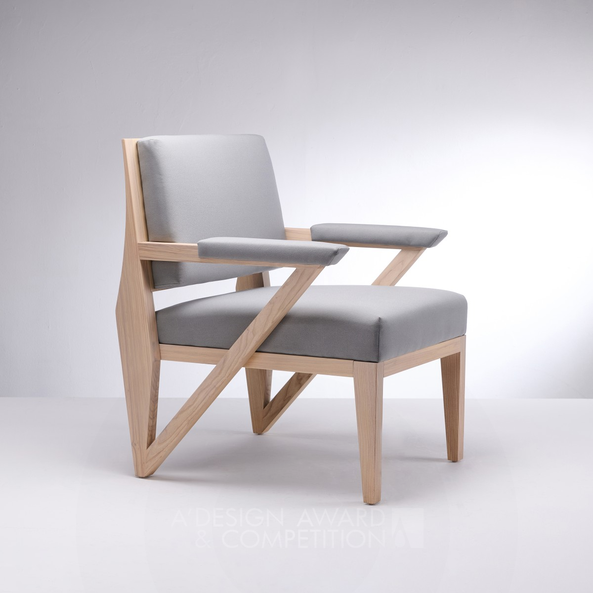 Iron Winner. Corner by Wei Gong- Beijing Forestry University