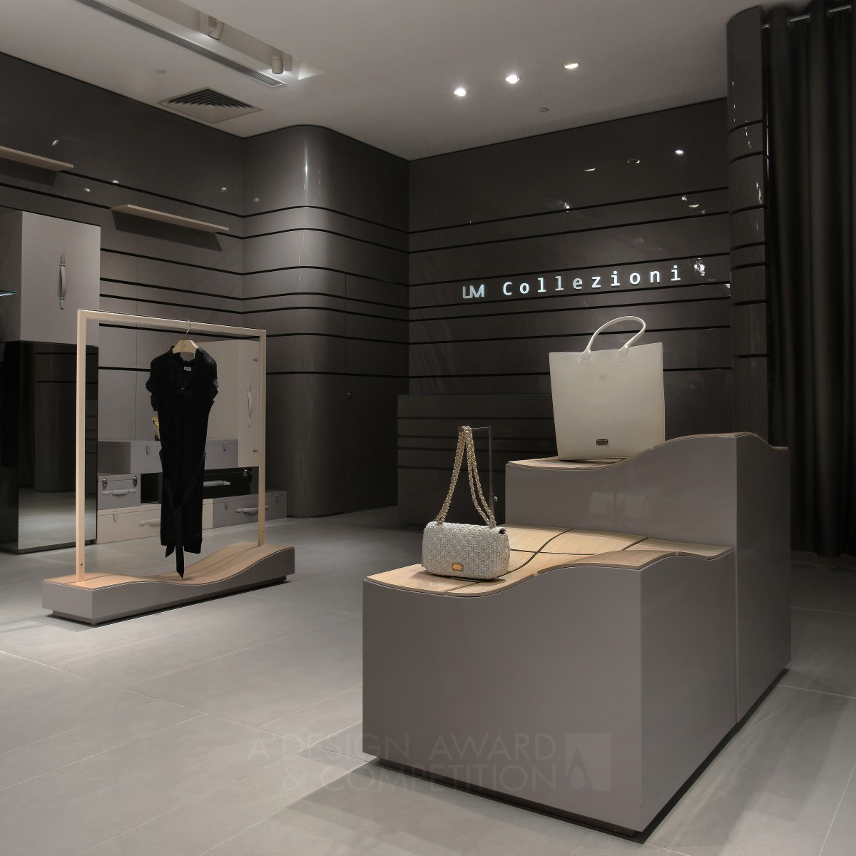 UM Collezioni Female Top Fashion Multi- brand Store by AS Design Service Limited 