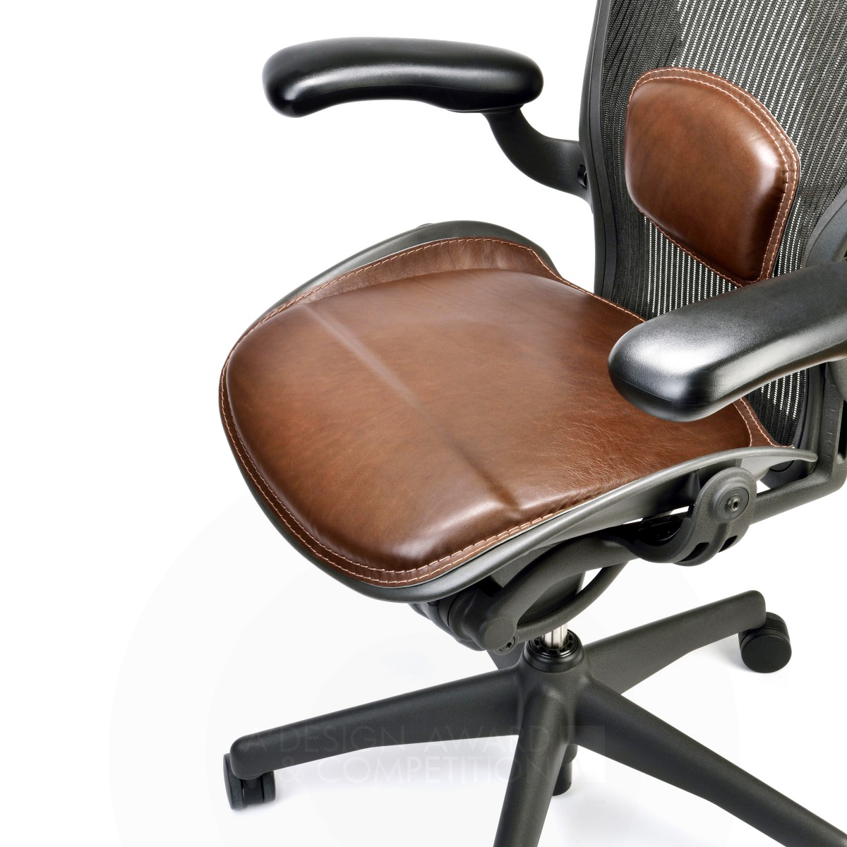 Saddle Collection Aeron Cushion Set by Paolo Roth
