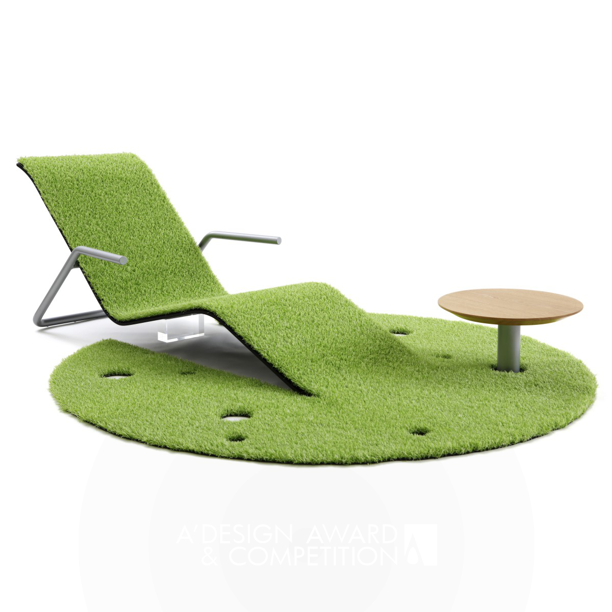Turf rug lounger Lounge chair by MASUO FUJIMURA