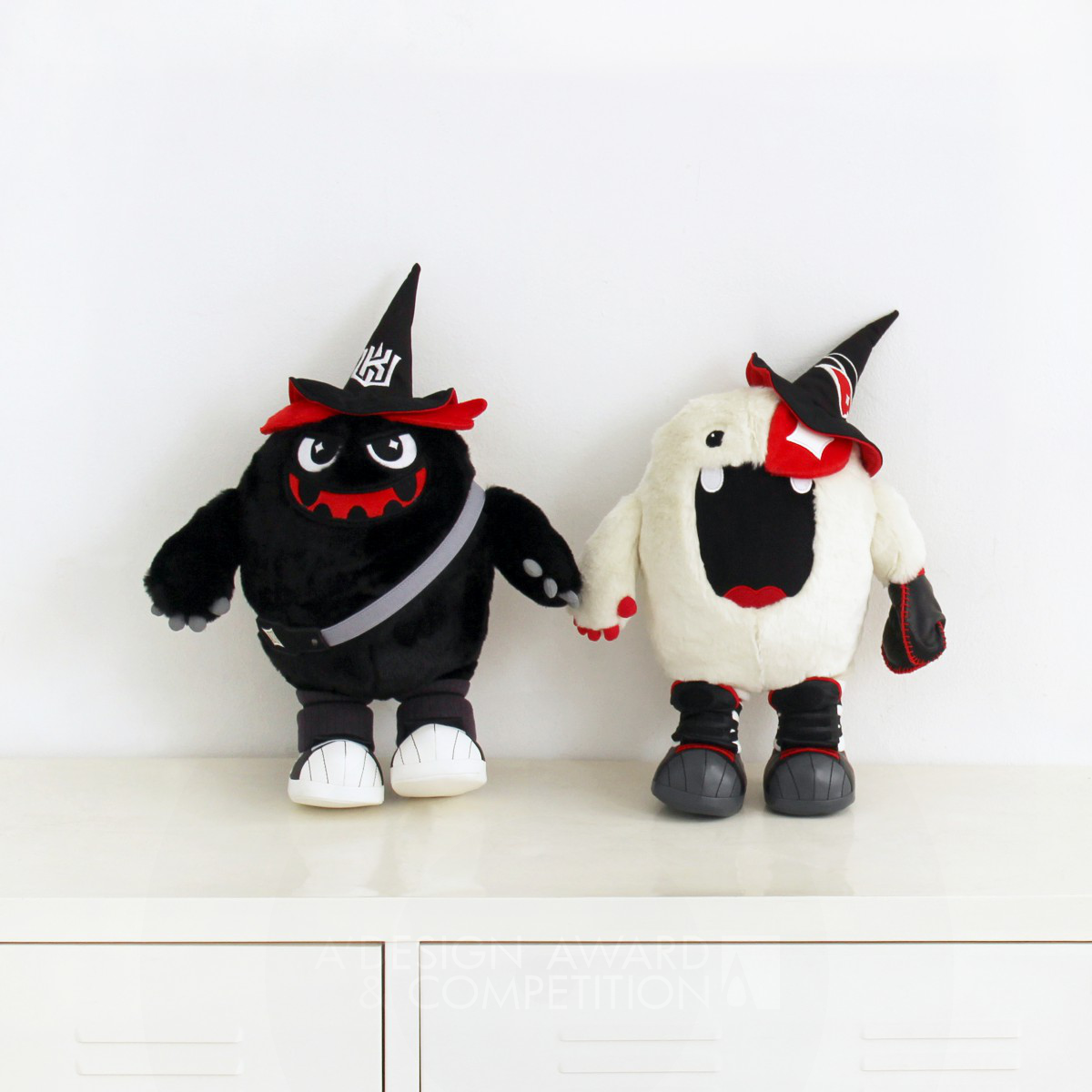 vic &amp; ddory (Mascot) Sports Brand Mascot Toy Collection