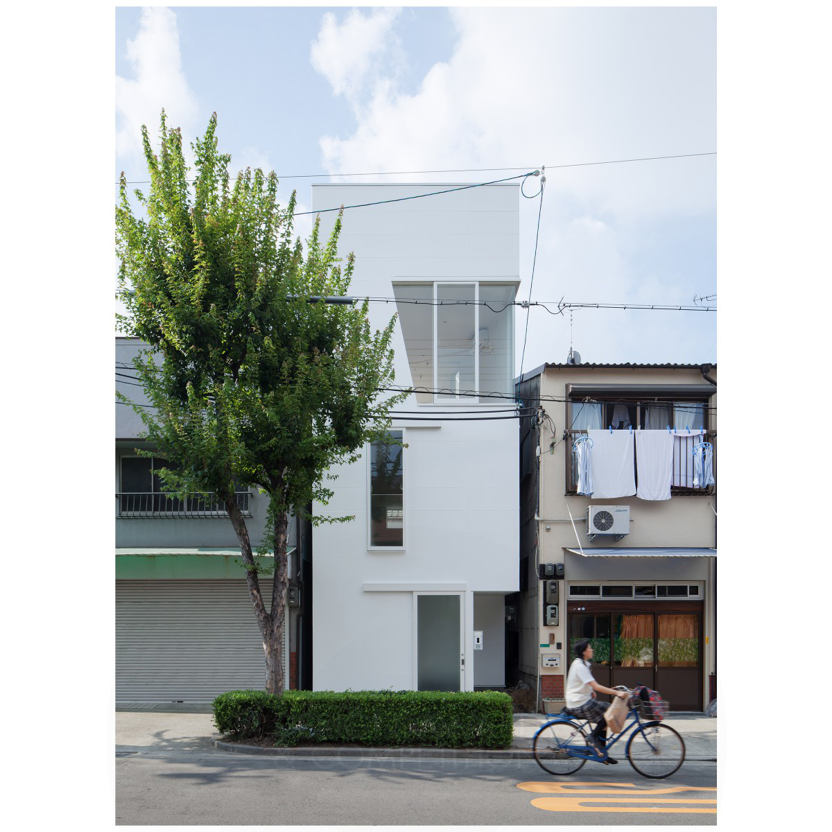 House in Tamatsu Residential House by Kenji Ido