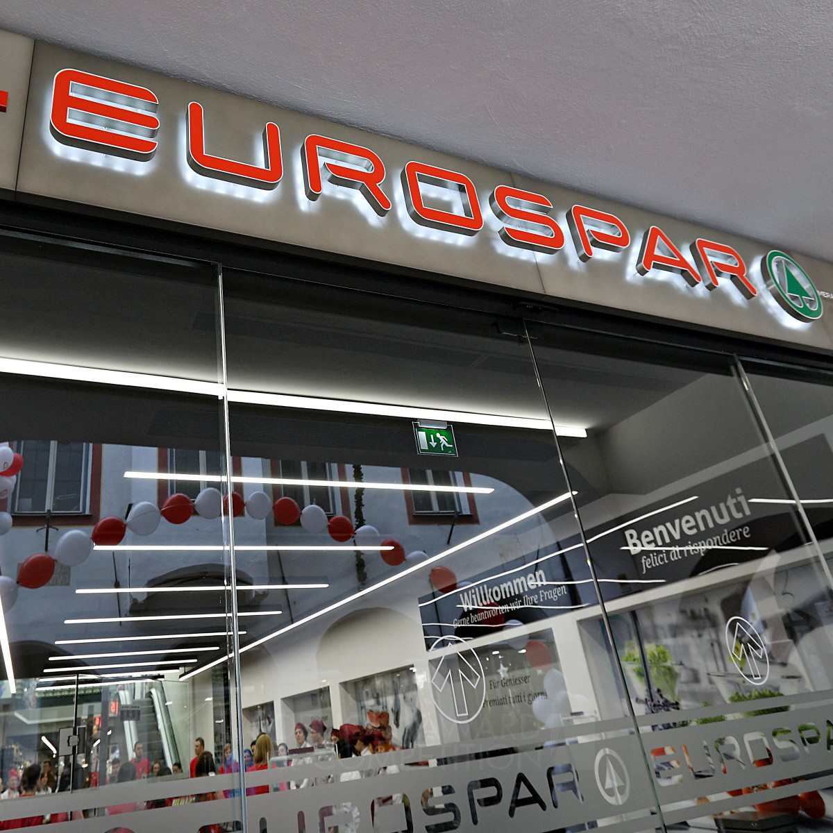 Eurospar Premium Design Supermarket by Fabio Bignardi