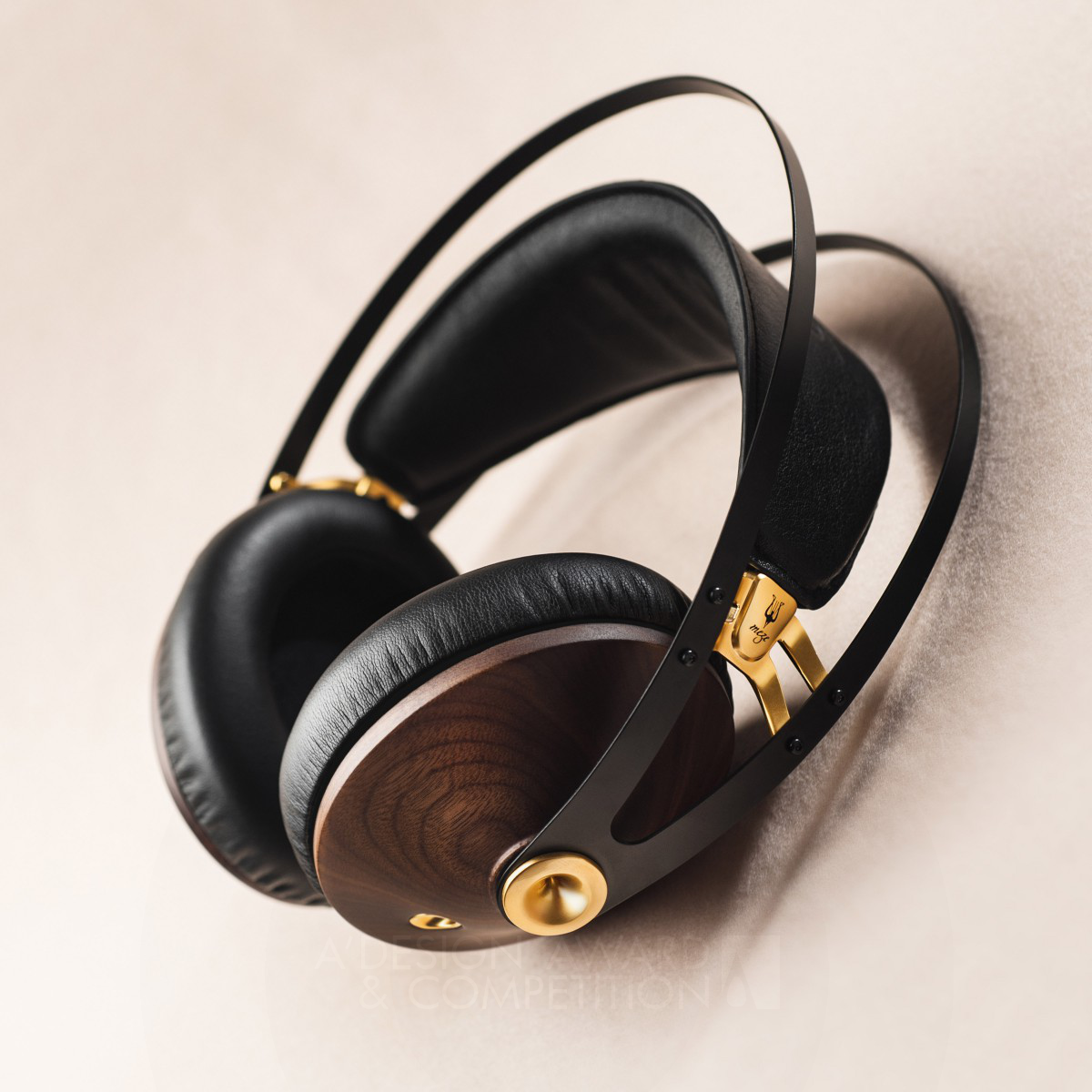 Meze 99 Classics  <b>headphones