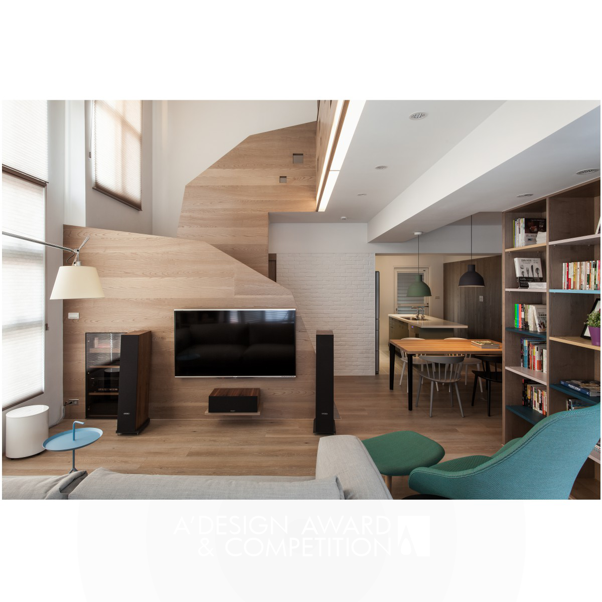 Transition Luminos View Residential Space / Multi Level by Hua Cheng , Hsian-Li Lo