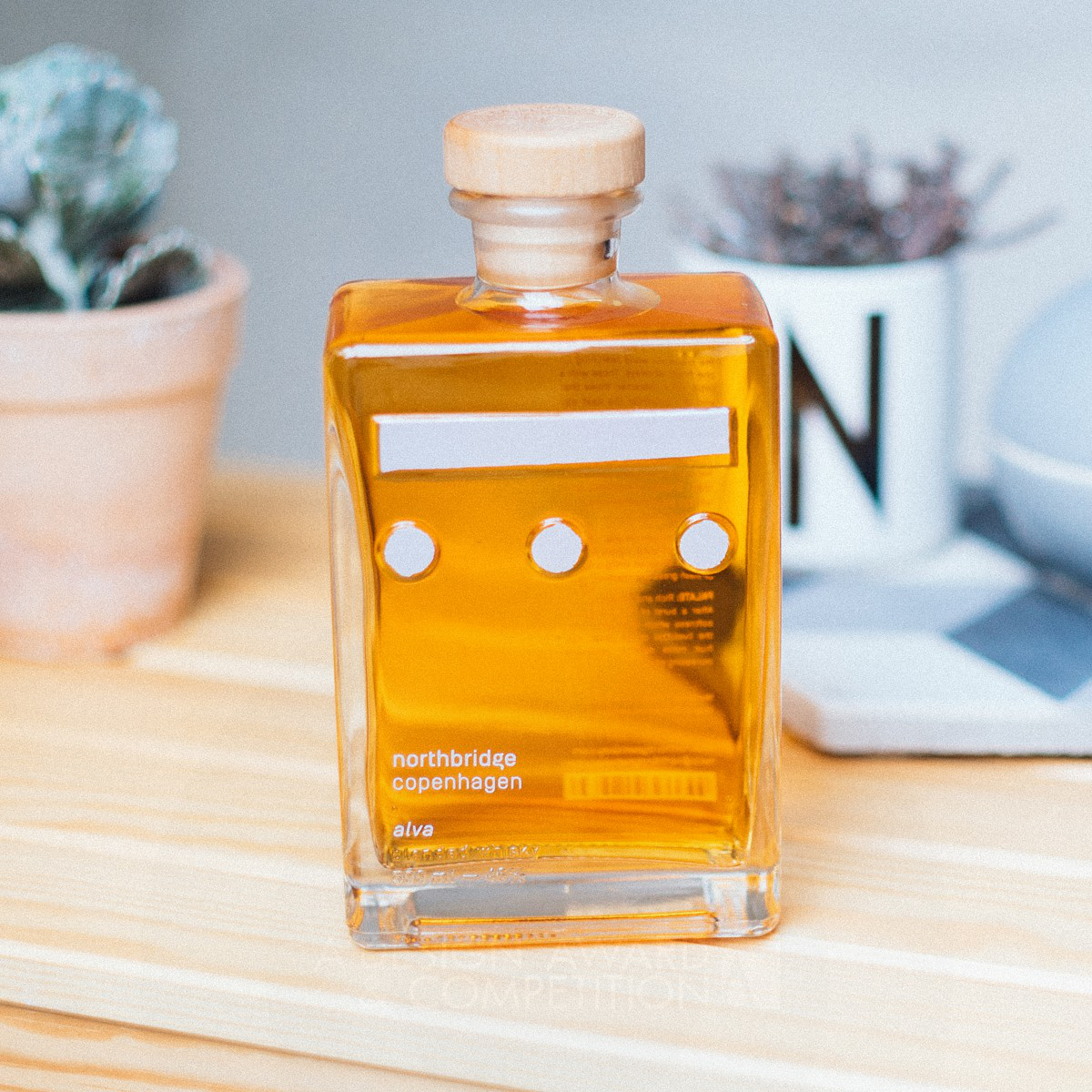 Northbridge Whisky Bottle by Amanda-Li Kollberg