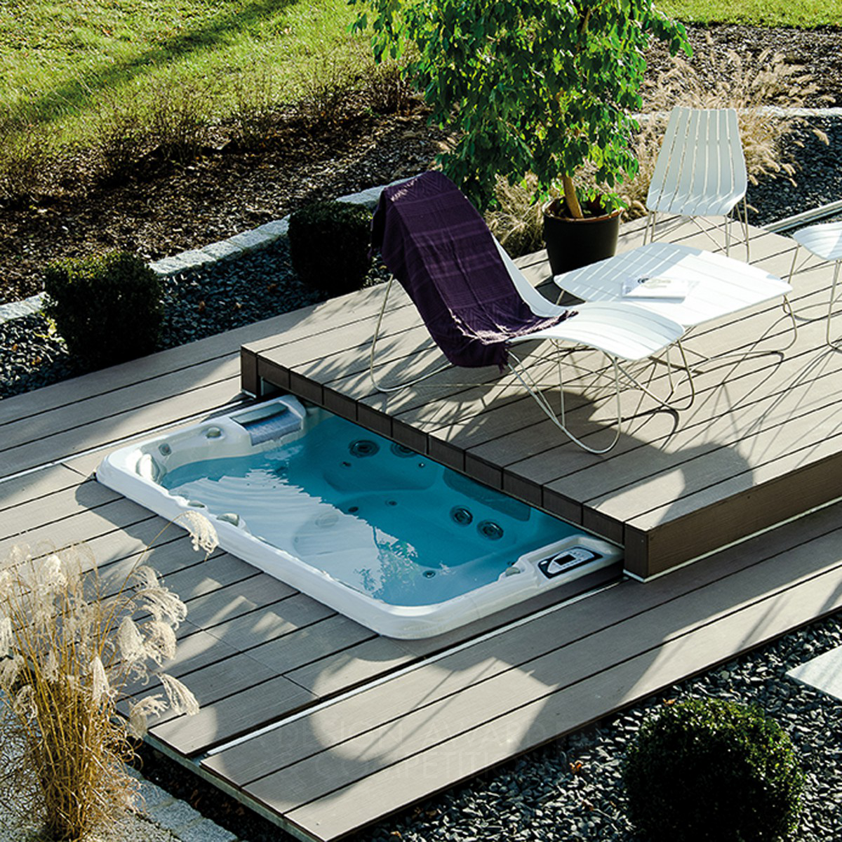 Pool Lounge® cover for hot tubs, swim spas and pools by Armstark GmbH
