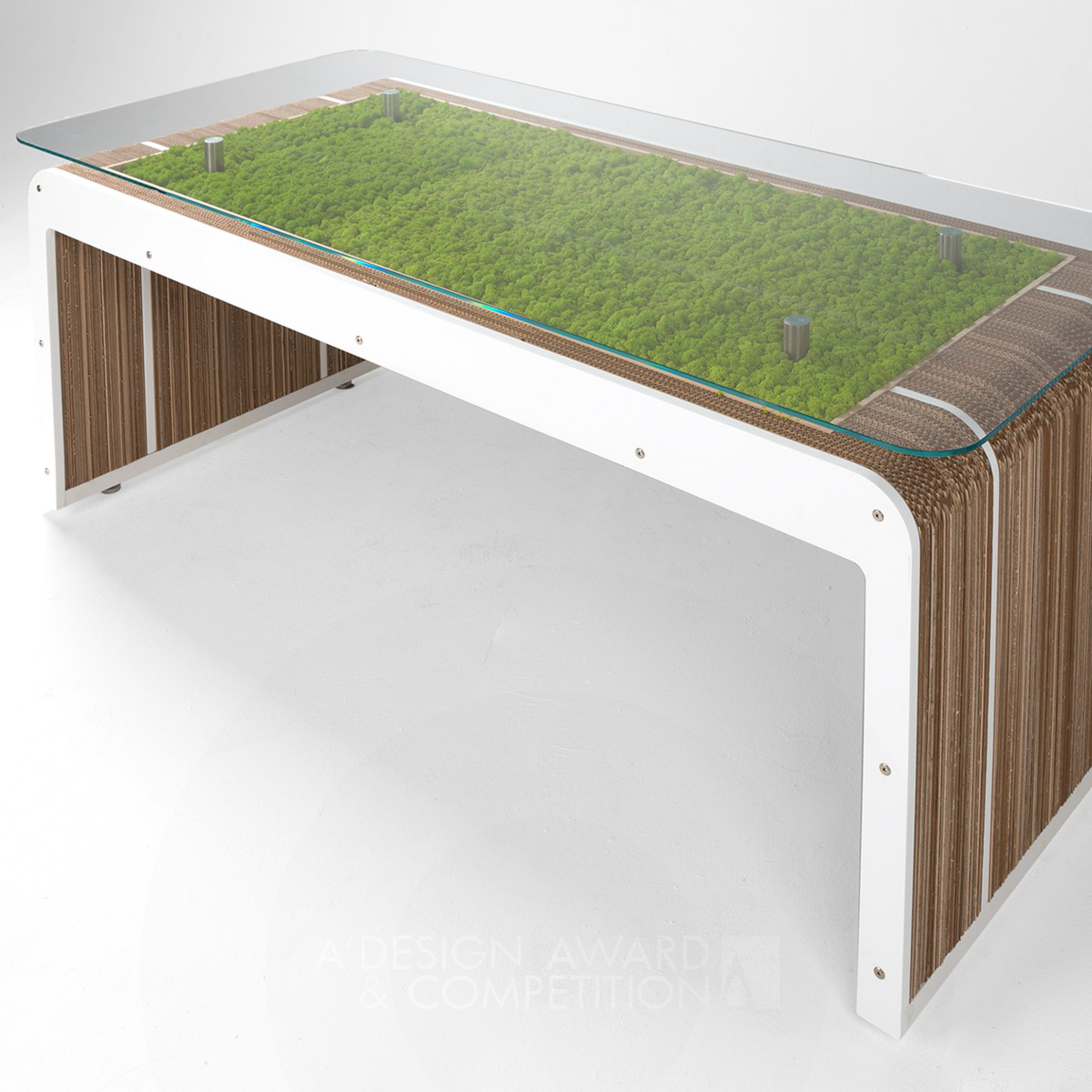 MorePlusDesk with moss Table by Giorgio Caporaso