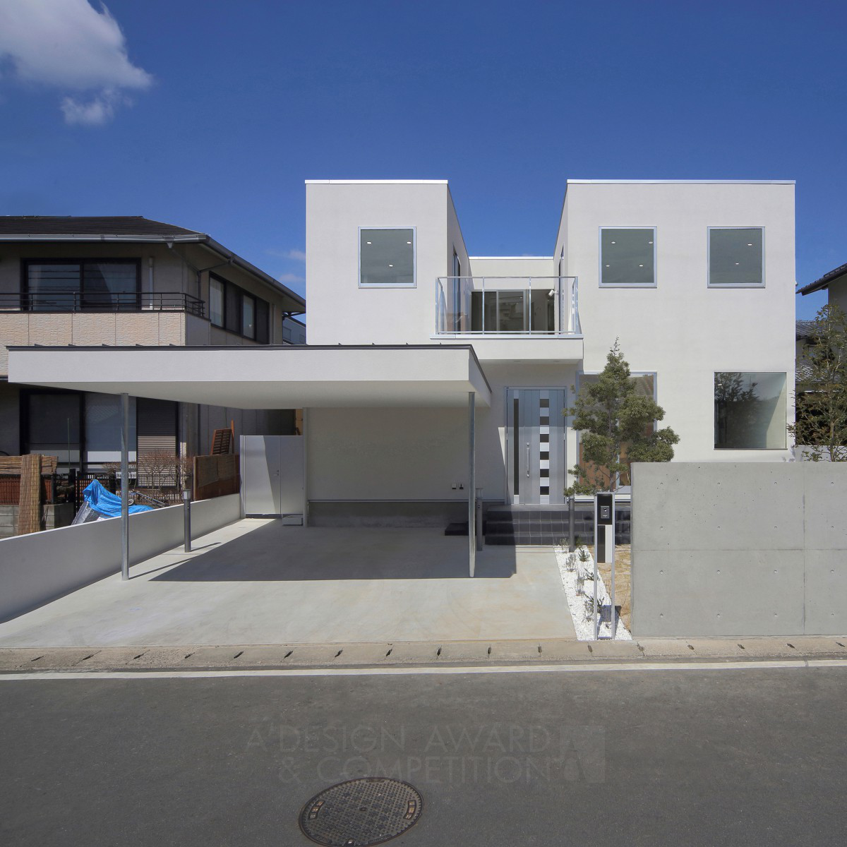 White Void House by Yoshitaka Uchino