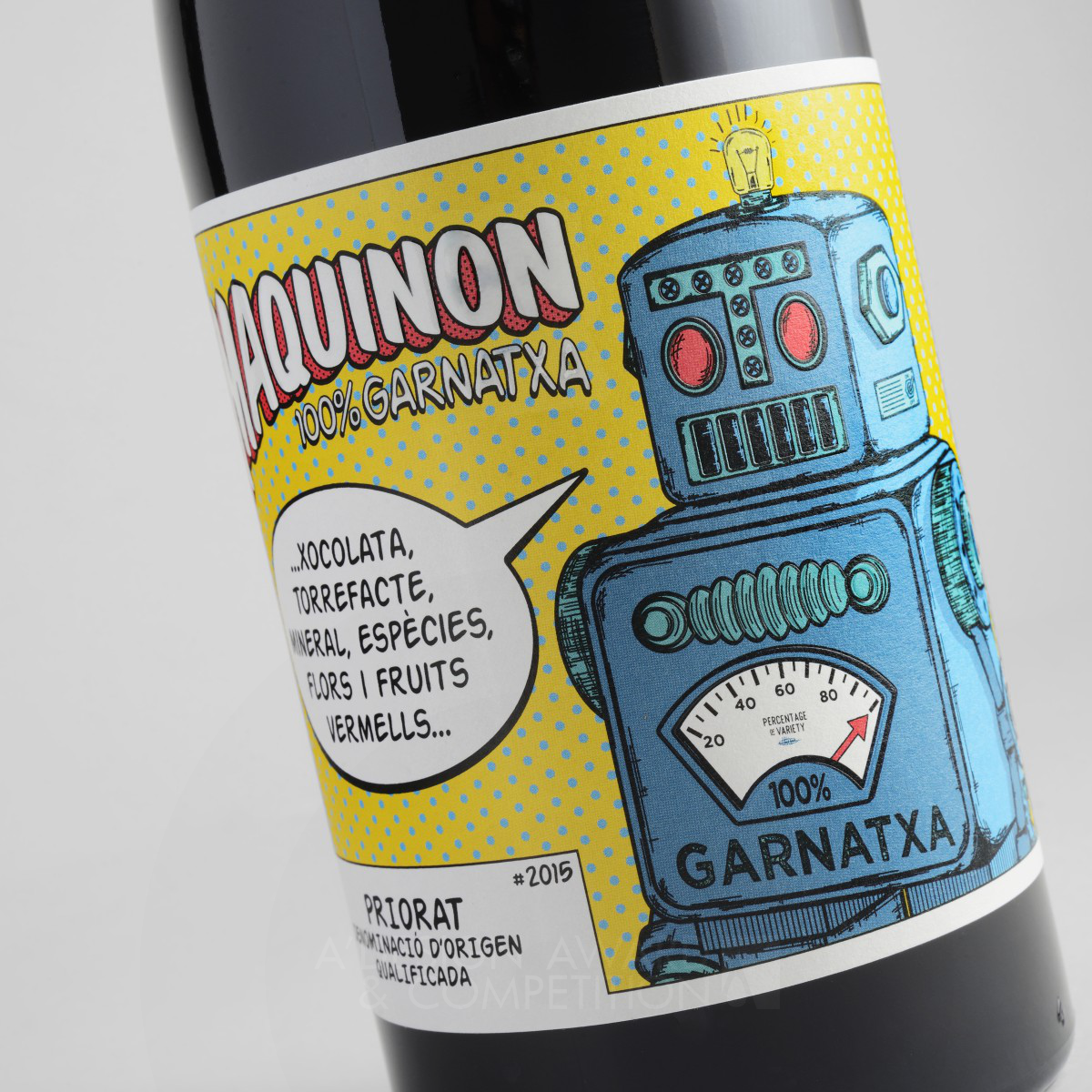 Maquinon Wine bottle by Estudio Maba