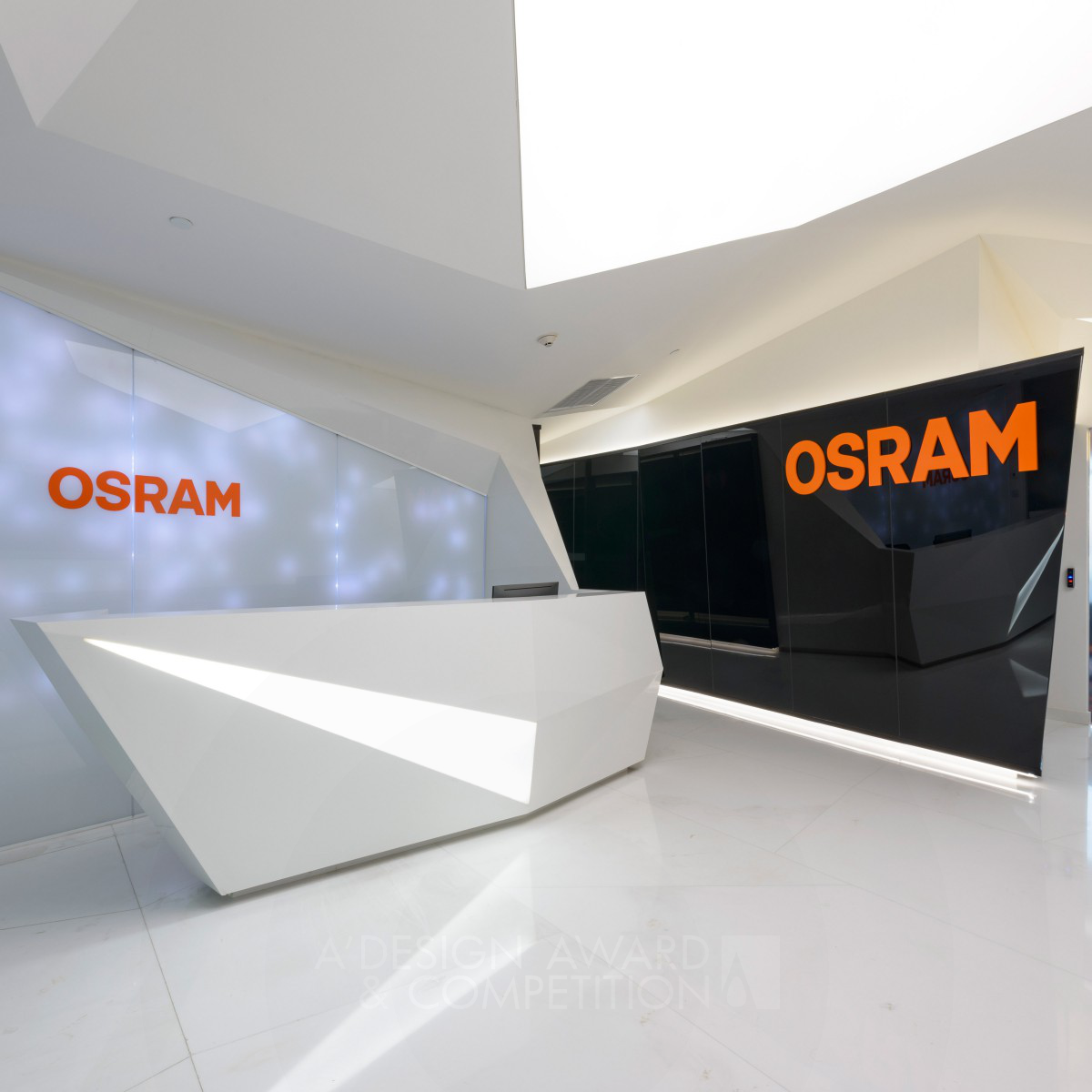 Osram top tier work environment by Juan Carlos Baumgartner