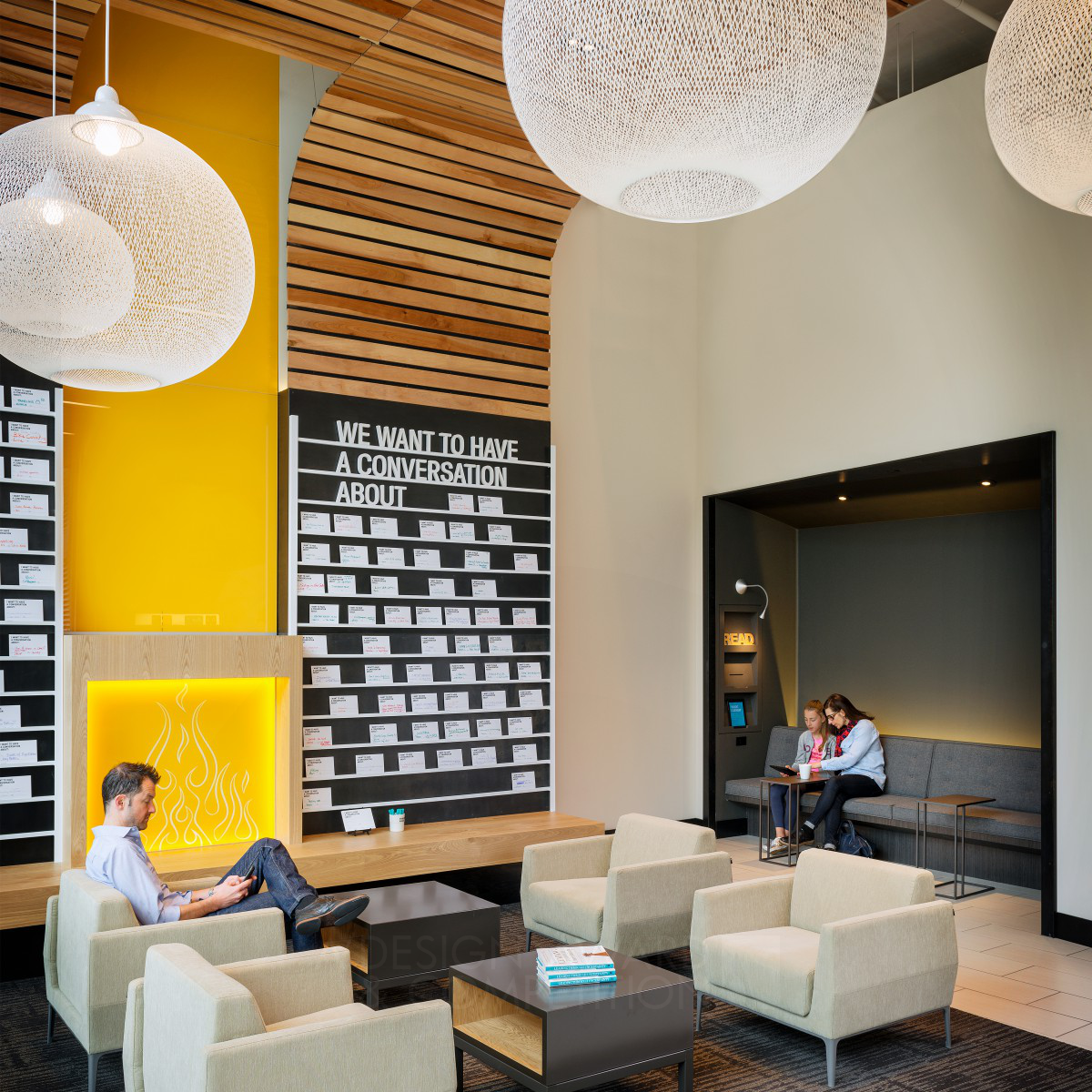 Umpqua Bank South Lake Union Retail Store by McCall Design Group Architectural Corporation