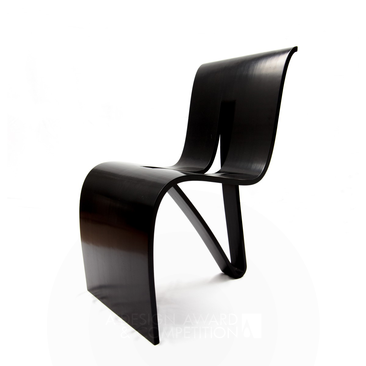 Kulms Stackable Chair by Daisuke Nagatomo and Minnie Jan Bronze Furniture Design Award Winner 2018 