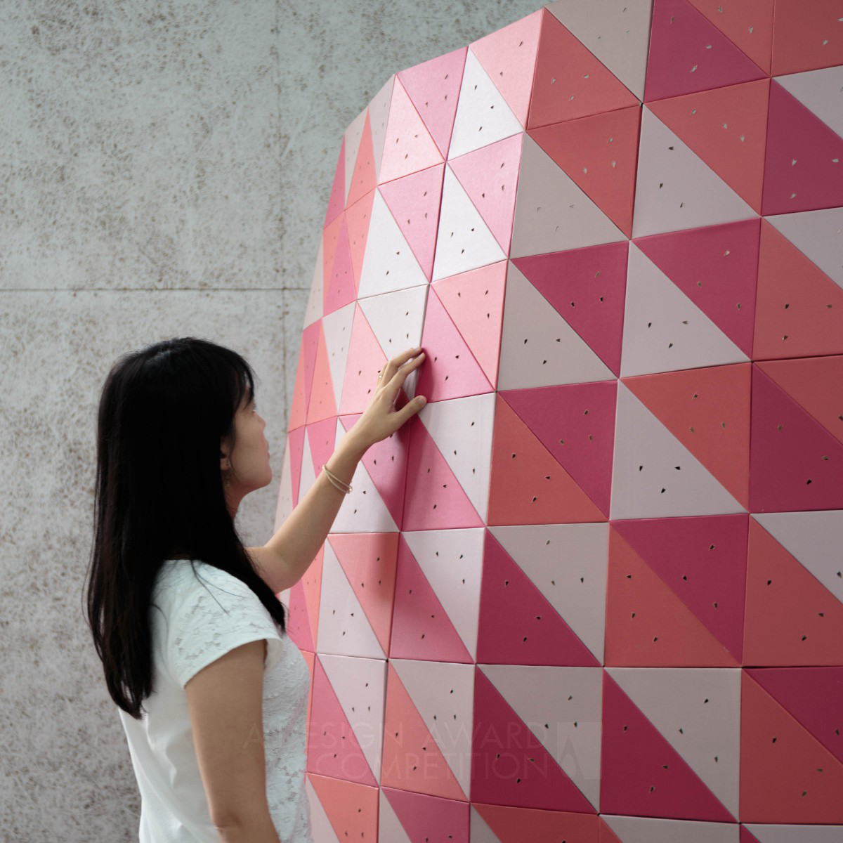 Spiral Pavilion Parametric Cardboard Structure by Daisuke Nagatomo and Minnie Jan