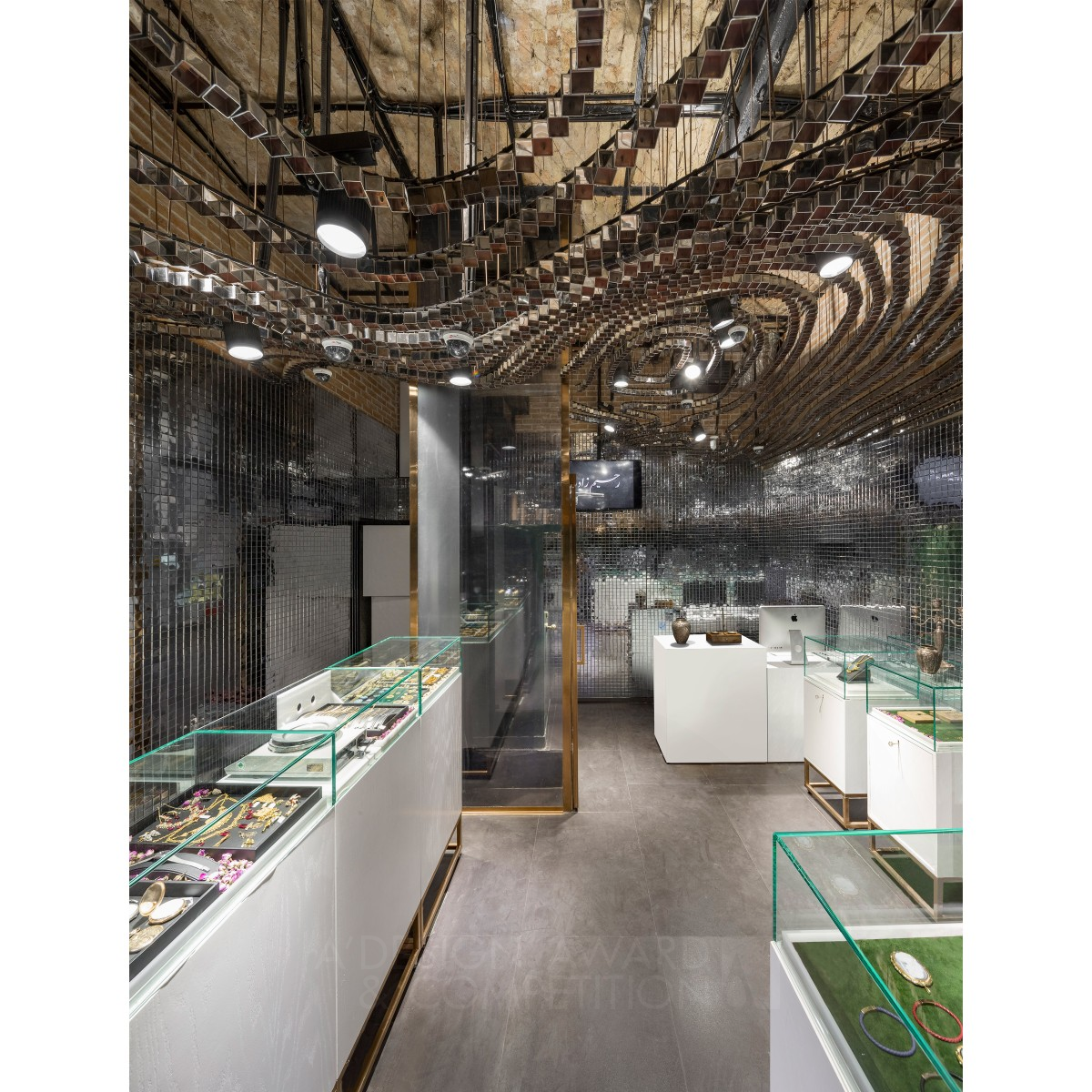 Silver Winner. Rahimzadeh Jewelry by Reza Mafakher