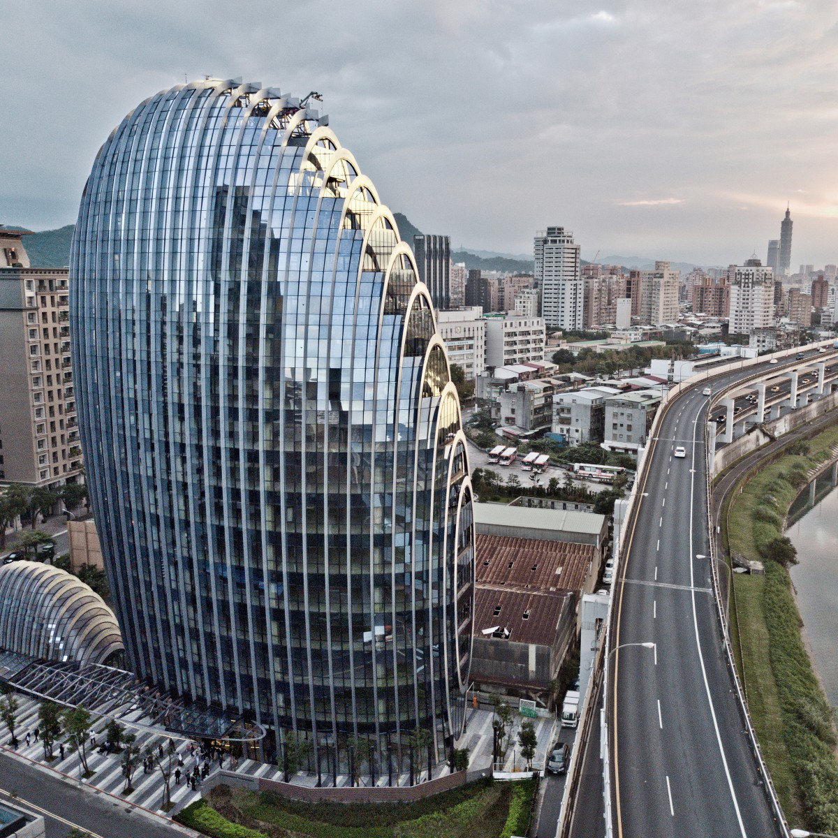 Lè Architecture Office by Aedas Golden Architecture, Building and Structure Design Award Winner 2018 