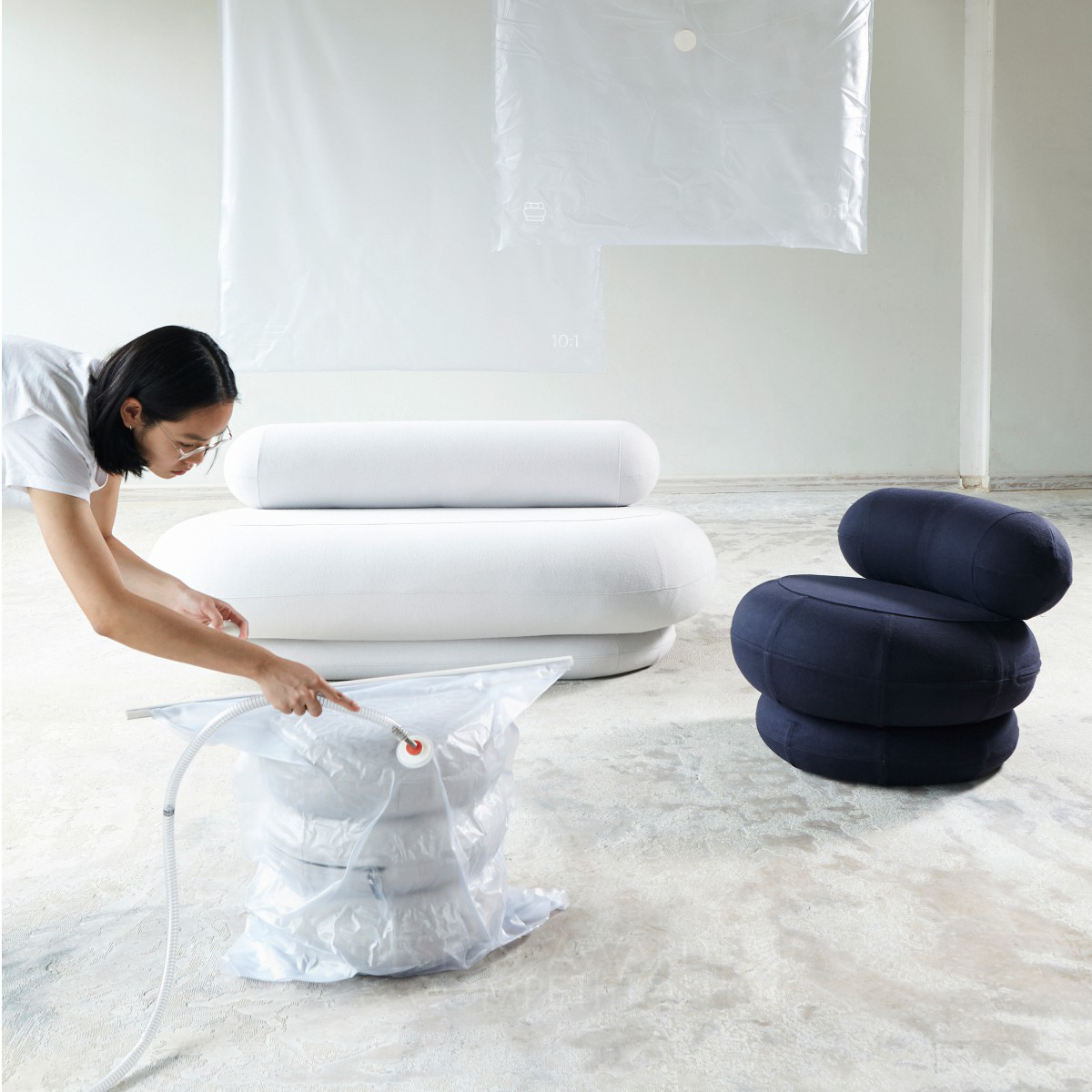 10:1 Compressible Furniture by Christian Hammer Juhl