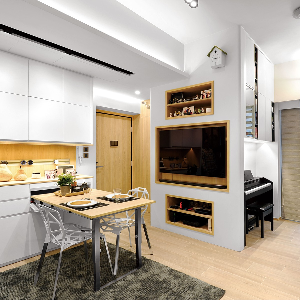 Hong Kong Grand Garden: A Modern and Minimalist Residential Apartment