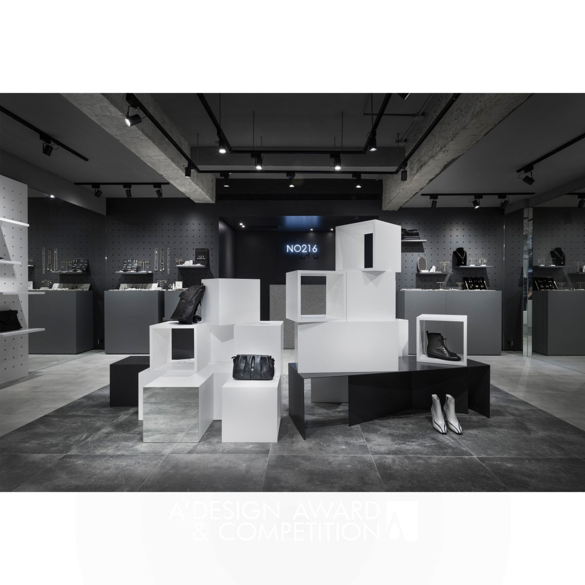Molding Space Retail Display by Studio One