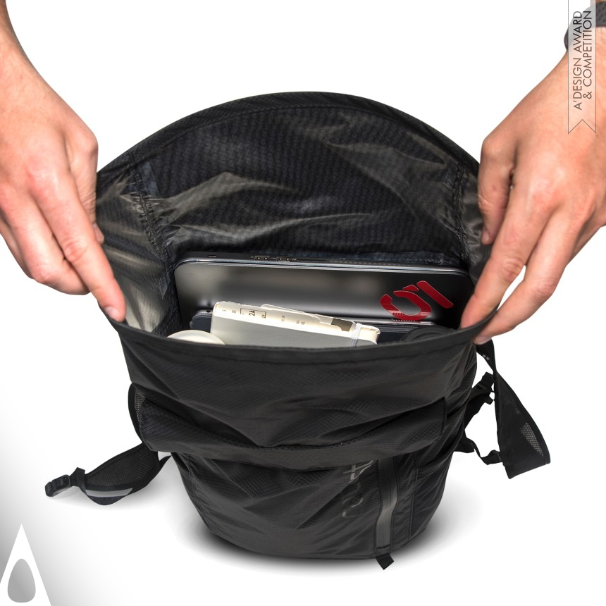 Josh Wright Foldable water resistant bag