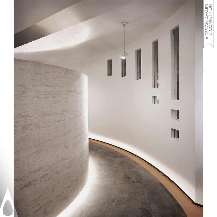 Peng Xiaohua, Chen Qi, Deng Juan Shenzhen HuaChong