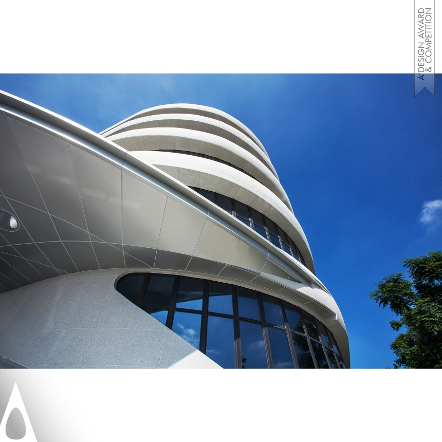 Hours on the Slope - Bronze Architecture, Building and Structure Design Award Winner