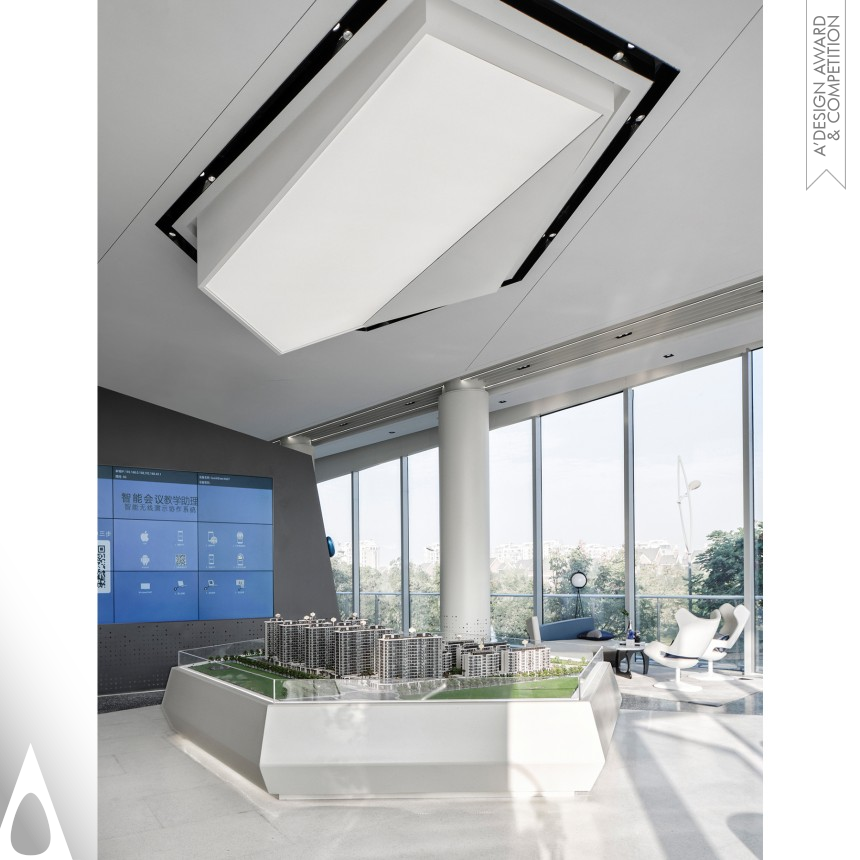 Yaonian Li Dongqian Lake