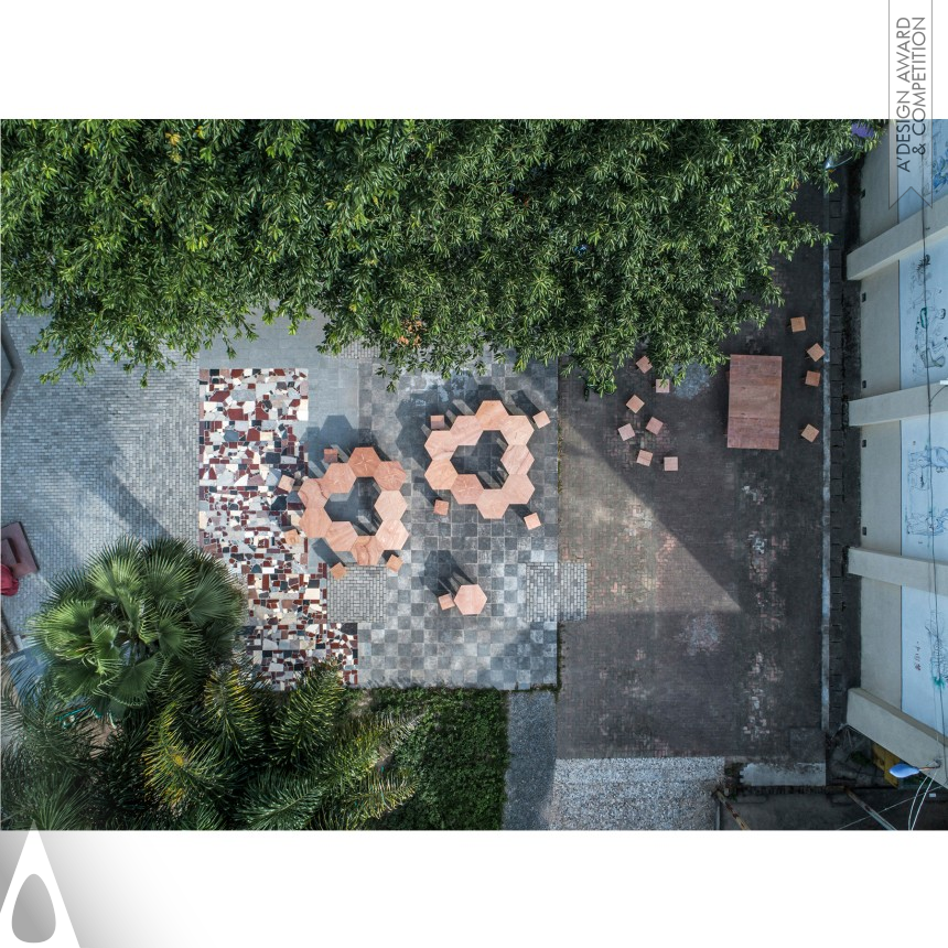 Zuoqian Wang, Dan He Showroom