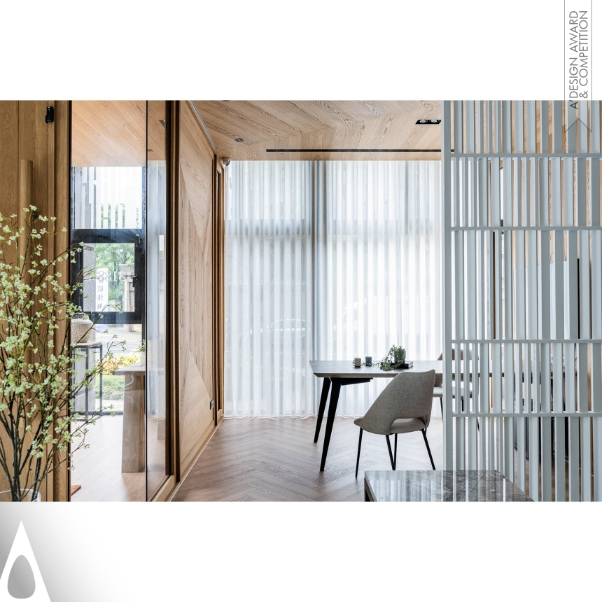 Enjoy the Tone of Art designed by Ego Design Studio